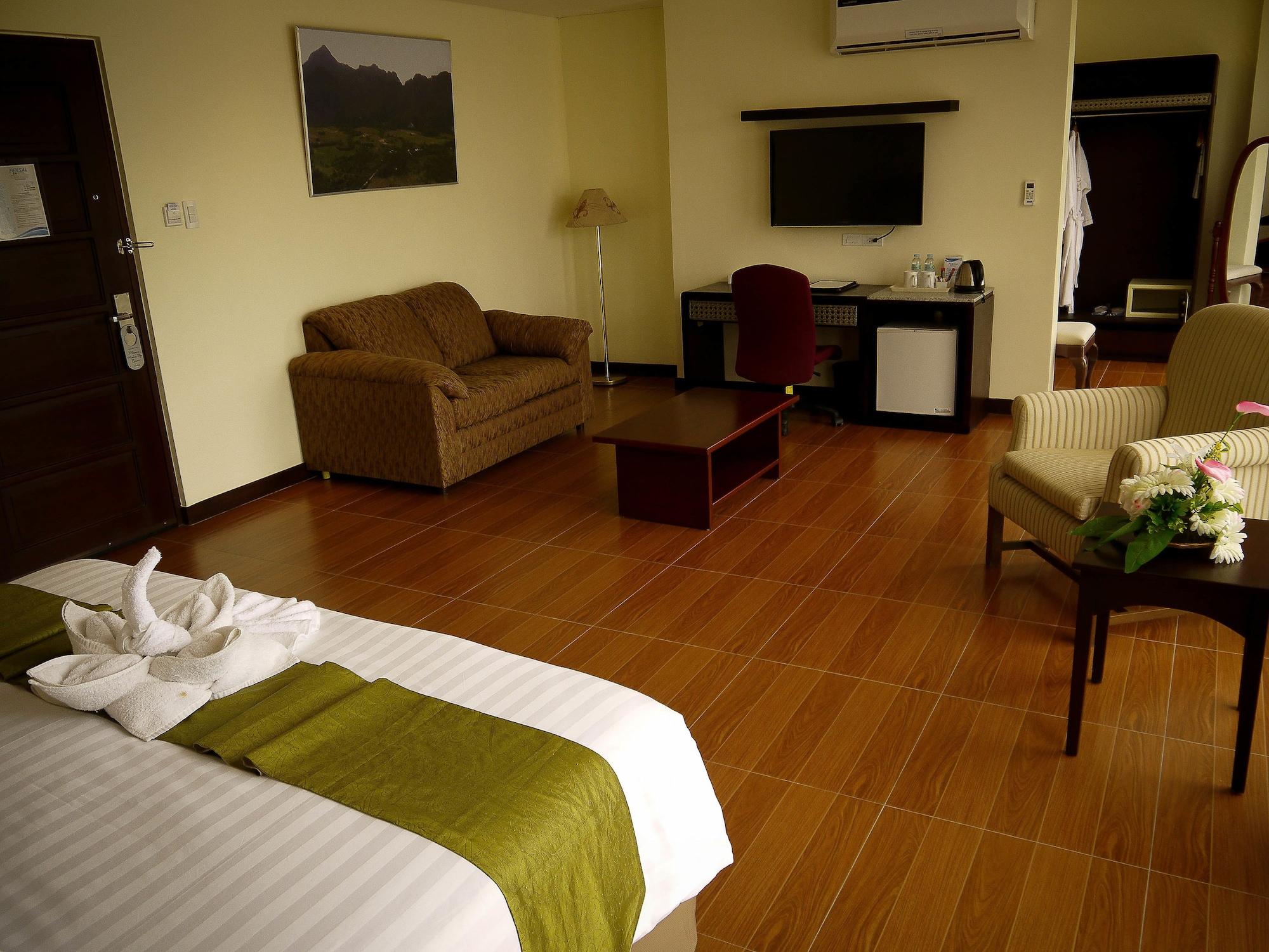 Fersal Hotel - Puerto Princesa Exteriör bild